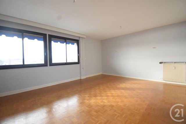 Appartement F3 à louer - 3 pièces - 77.4 m2 - VICHY - 03 - AUVERGNE - Century 21 Gnt Immobilier