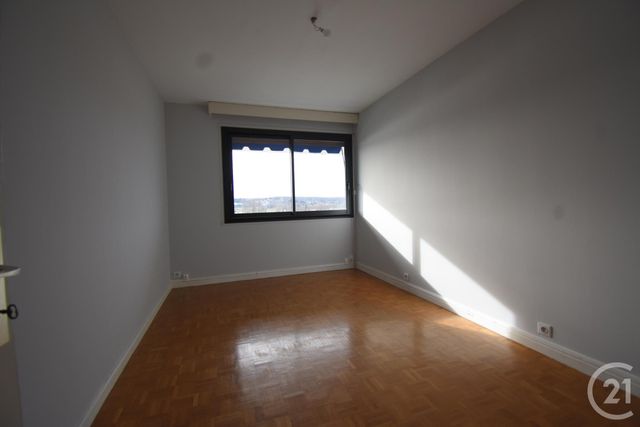 Appartement F3 à louer - 3 pièces - 77.4 m2 - VICHY - 03 - AUVERGNE - Century 21 Gnt Immobilier