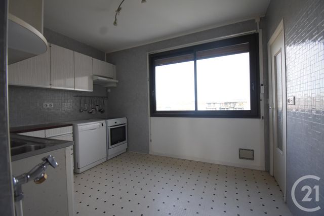 Appartement F3 à louer - 3 pièces - 77.4 m2 - VICHY - 03 - AUVERGNE - Century 21 Gnt Immobilier