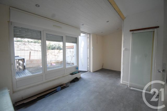 maison à vendre - 2 pièces - 61.27 m2 - VICHY - 03 - AUVERGNE - Century 21 Gnt Immobilier