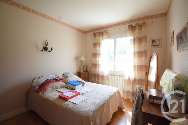 maison à vendre - 4 pièces - 151.0 m2 - CREUZIER LE VIEUX - 03 - AUVERGNE - Century 21 Gnt Immobilier