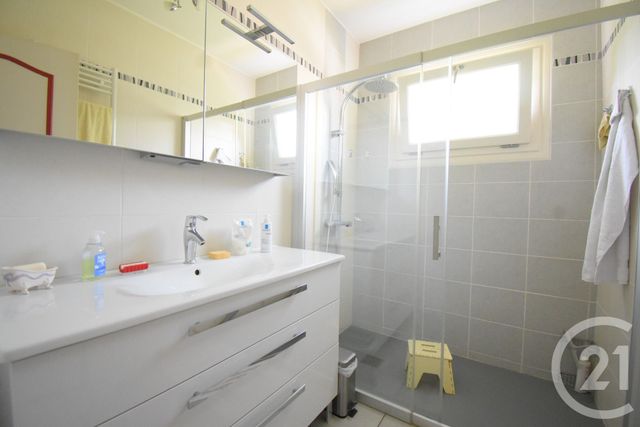 maison à vendre - 4 pièces - 151.0 m2 - CREUZIER LE VIEUX - 03 - AUVERGNE - Century 21 Gnt Immobilier