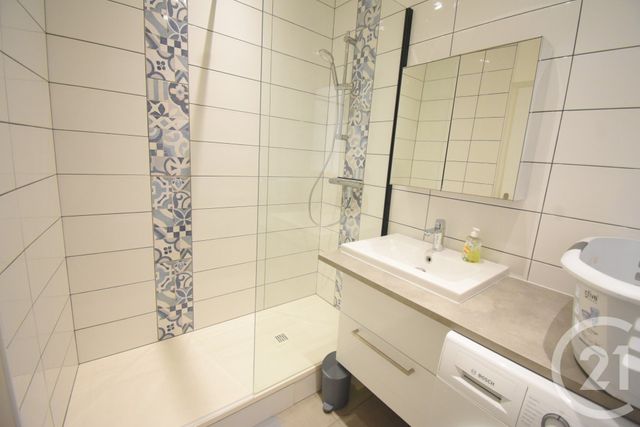 Appartement F3 à louer - 3 pièces - 70.19 m2 - VICHY - 03 - AUVERGNE - Century 21 Gnt Immobilier