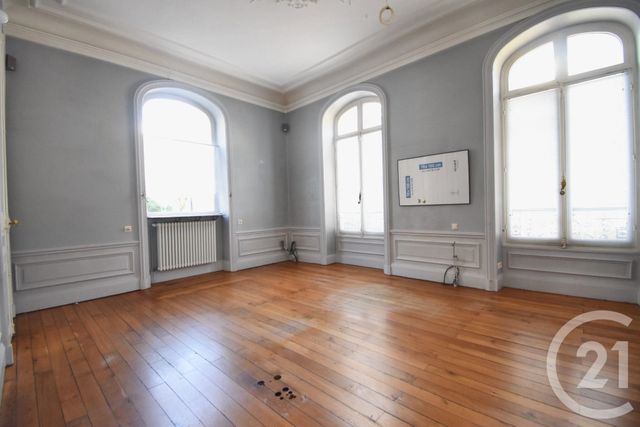 maison à vendre - 13 pièces - 341.92 m2 - VICHY - 03 - AUVERGNE - Century 21 Gnt Immobilier