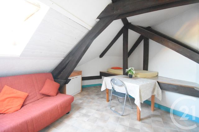 Appartement Studio à vendre - 1 pièce - 18.8 m2 - VICHY - 03 - AUVERGNE - Century 21 Gnt Immobilier