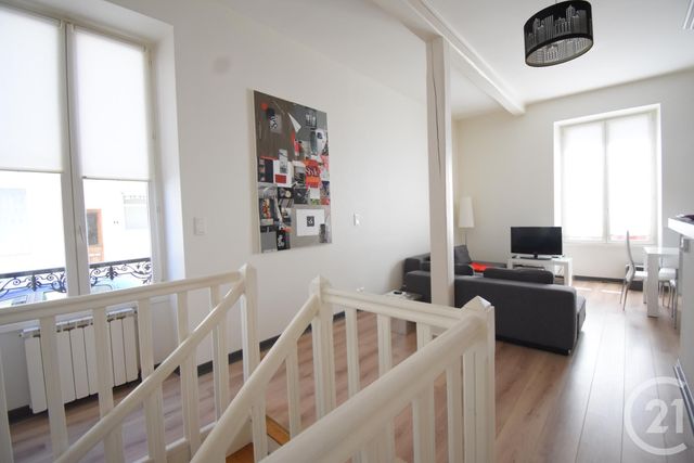 Appartement F2 à vendre - 2 pièces - 65.17 m2 - VICHY - 03 - AUVERGNE - Century 21 Gnt Immobilier