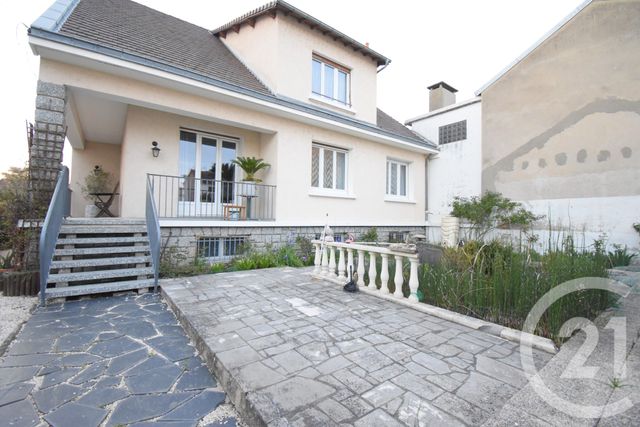 maison à vendre - 7 pièces - 200.0 m2 - BELLERIVE SUR ALLIER - 03 - AUVERGNE - Century 21 Gnt Immobilier