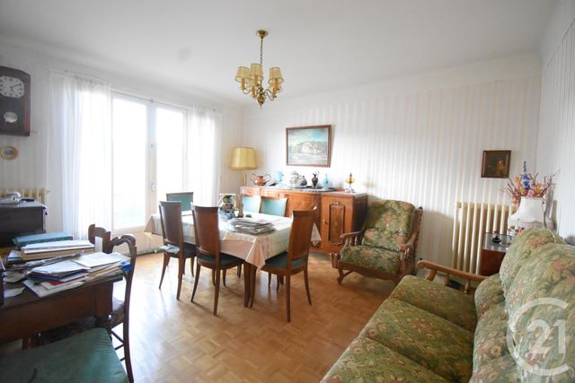 maison - CUSSET - 03
