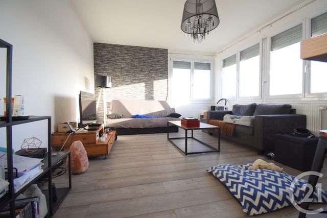 Appartement T3 à vendre - 3 pièces - 70.41 m2 - VICHY - 03 - AUVERGNE - Century 21 Gnt Immobilier