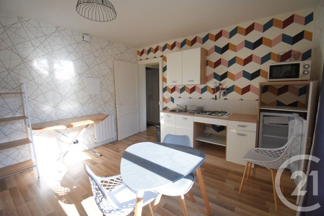 Appartement F1 à louer - 1 pièce - 23.33 m2 - VICHY - 03 - AUVERGNE - Century 21 Gnt Immobilier
