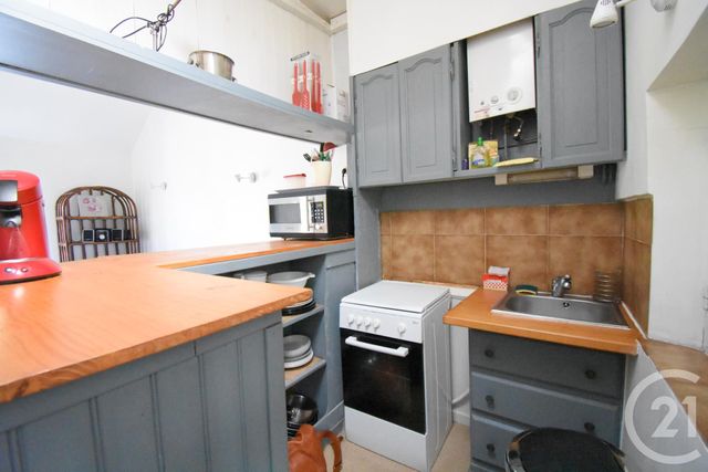 Appartement T2 à vendre - 2 pièces - 35.27 m2 - VICHY - 03 - AUVERGNE - Century 21 Gnt Immobilier