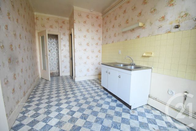 Appartement T3 à vendre - 3 pièces - 87.71 m2 - VICHY - 03 - AUVERGNE - Century 21 Gnt Immobilier