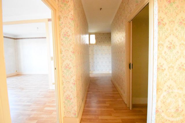 Appartement T3 à vendre - 3 pièces - 87.71 m2 - VICHY - 03 - AUVERGNE - Century 21 Gnt Immobilier
